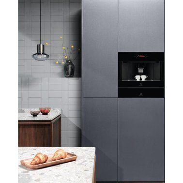 Кавомашина Electrolux KBC85Z 942401567 фото